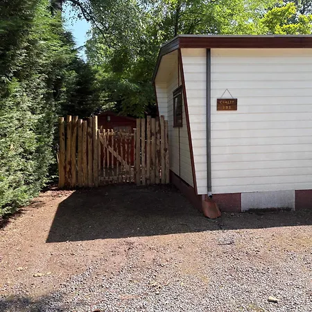 Σαλέ Het Bosgeluk Met Hottub En Veel Privacy